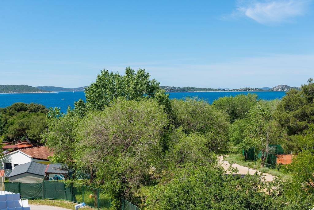 Apartments Lovric Vodice Eksteriør billede